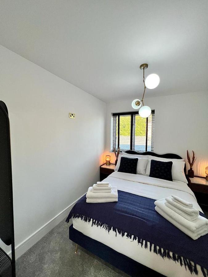Charming 3-Bed House With 1 Parking Space 坎特伯雷 外观 照片