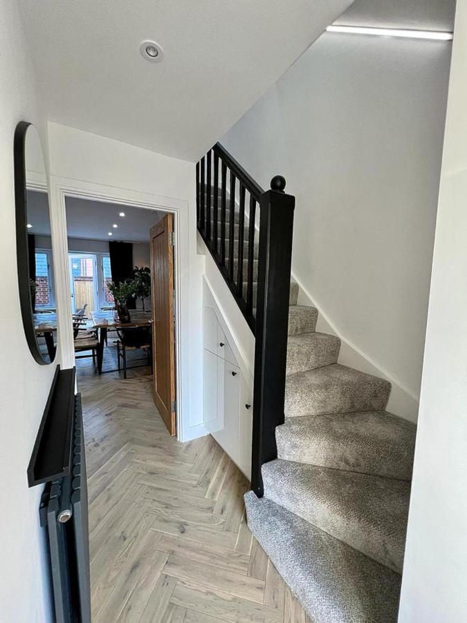 Charming 3-Bed House With 1 Parking Space 坎特伯雷 外观 照片